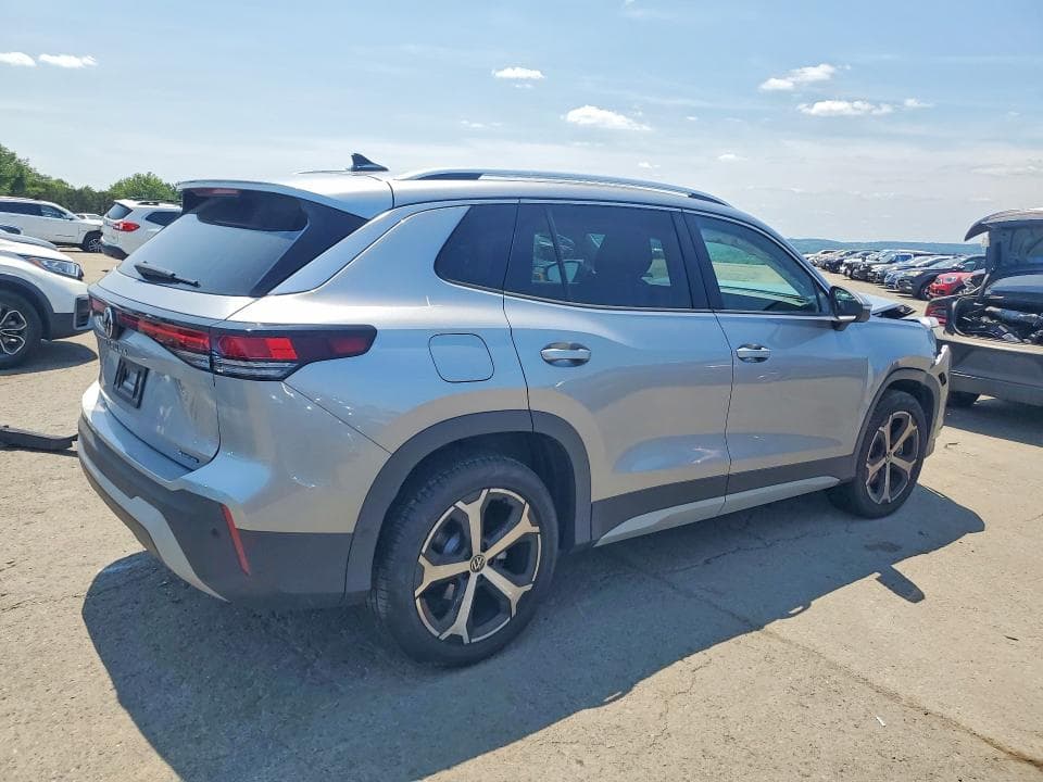 2026 VOLKSWAGEN TIGUAN SE 3
