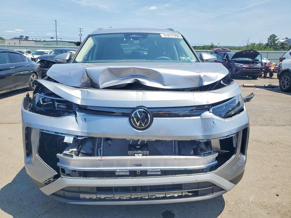 2026 VOLKSWAGEN TIGUAN SE 5