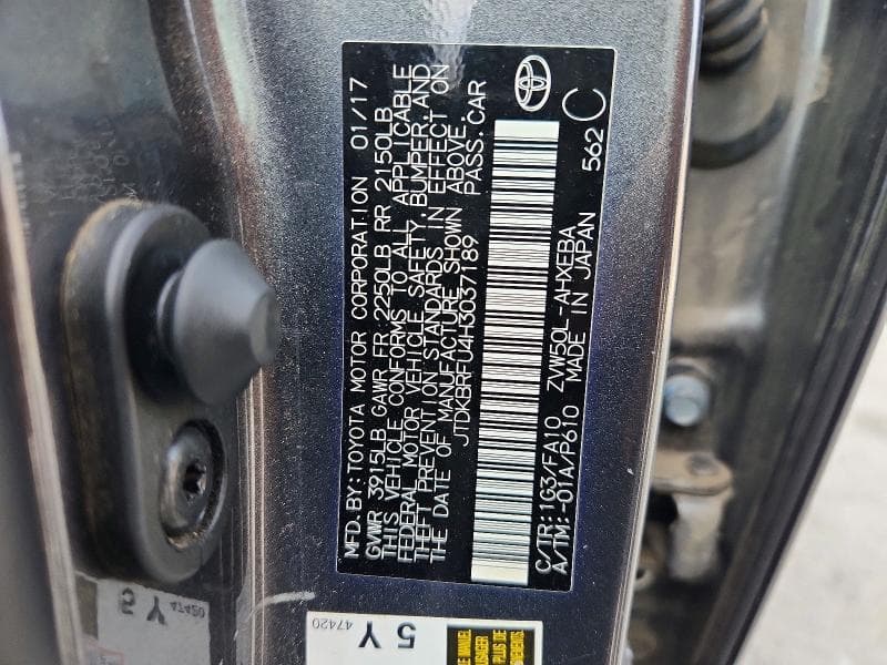 2017 TOYOTA PRIUS TWO 13