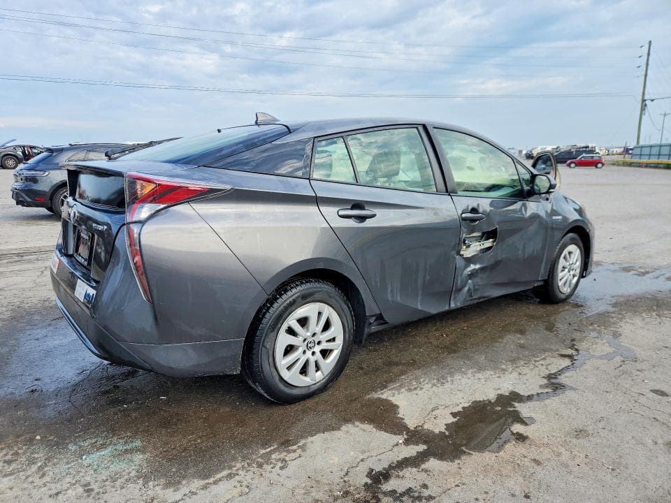2017 TOYOTA PRIUS TWO 3
