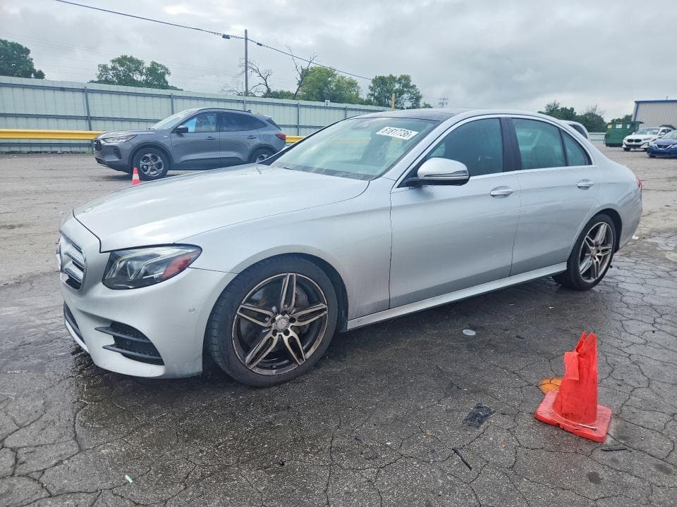 2017 MERCEDES-BENZ E 300 - 1
