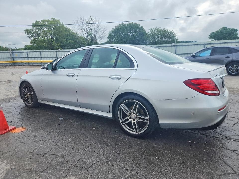 2017 MERCEDES-BENZ E 300 2