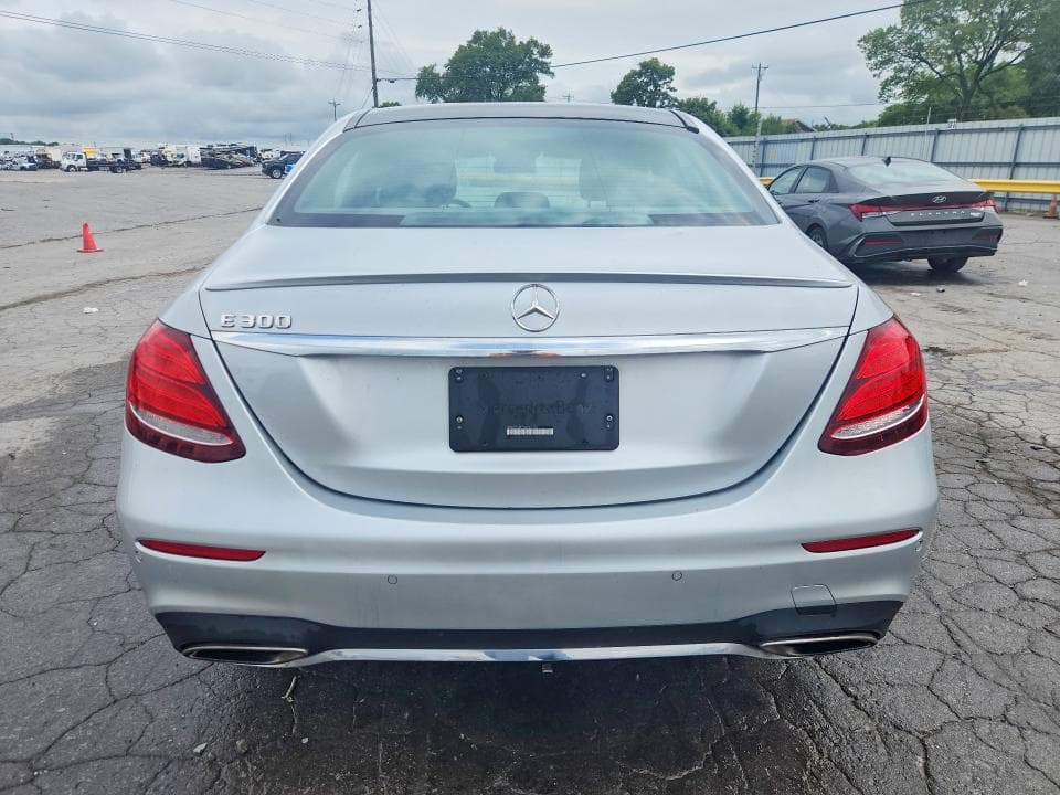 2017 MERCEDES-BENZ E 300 6