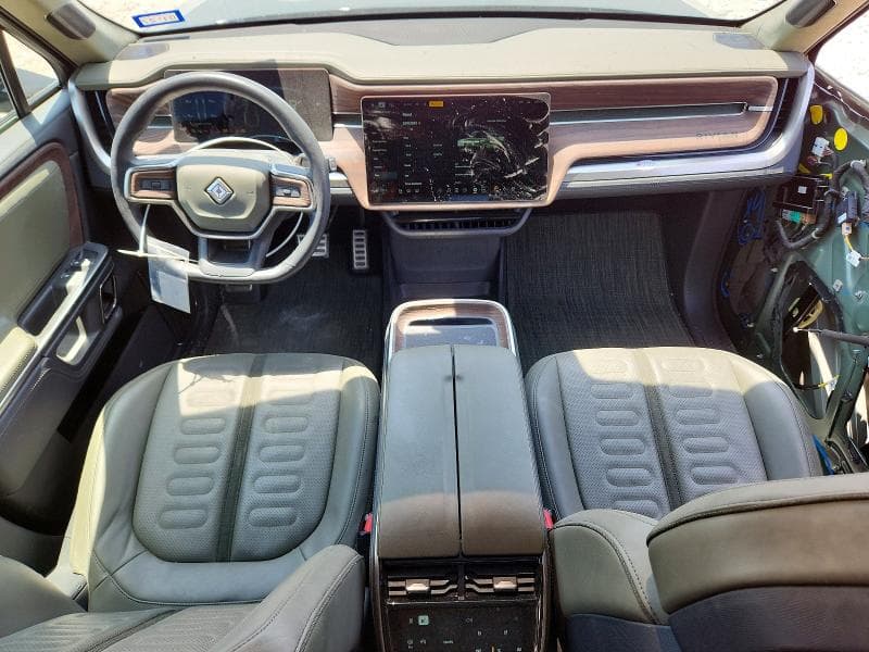 2023 RIVIAN R1T ADVENTURE 8