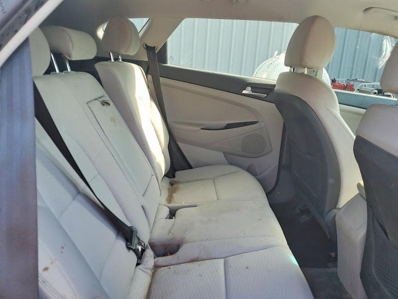 2019 HYUNDAI TUCSON SE 11