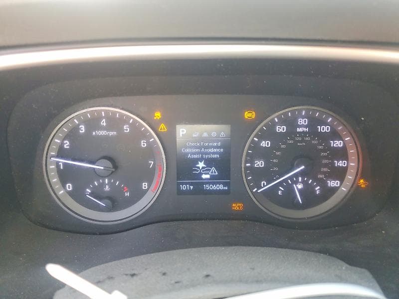 2019 HYUNDAI TUCSON SE 9
