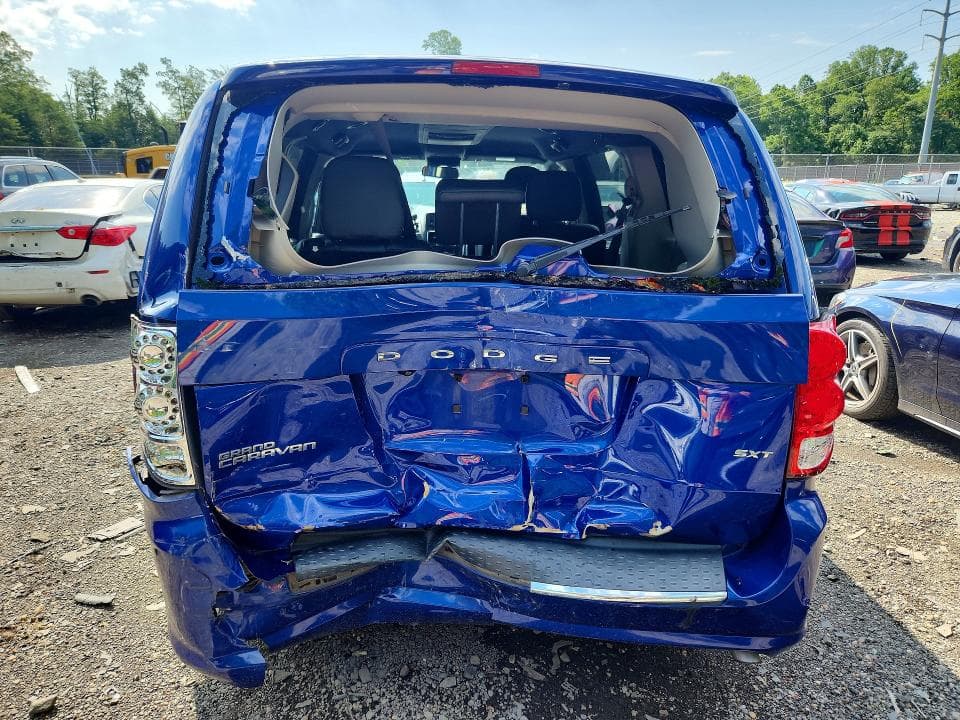 2019 DODGE GRAND CARAVAN SXT 6
