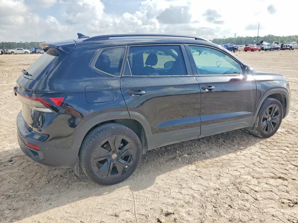 2025 VOLKSWAGEN TAOS SE BLACK 3