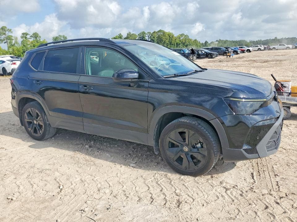 2025 VOLKSWAGEN TAOS SE BLACK 4