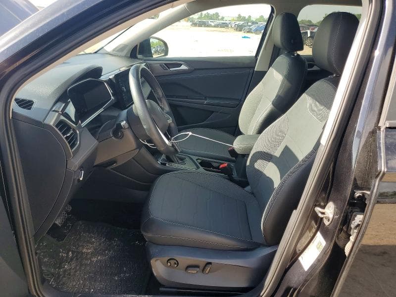 2025 VOLKSWAGEN TAOS SE BLACK 7