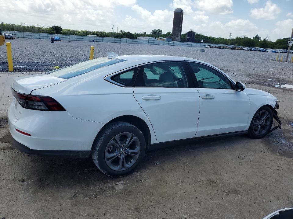 2023 HONDA ACCORD EX 3