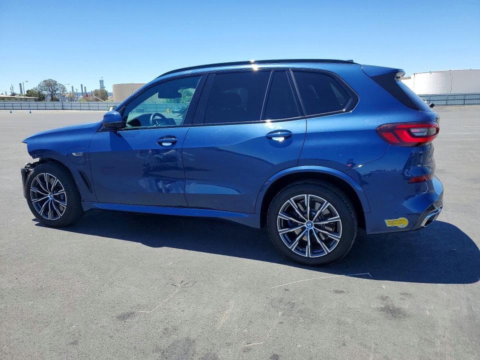 2022 BMW X5 XDRIVE45E 2