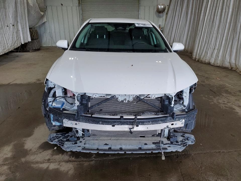 2026 TOYOTA CAMRY LE 5