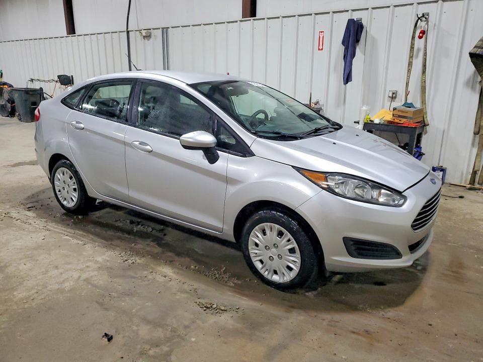 2018 FORD FIESTA S 4