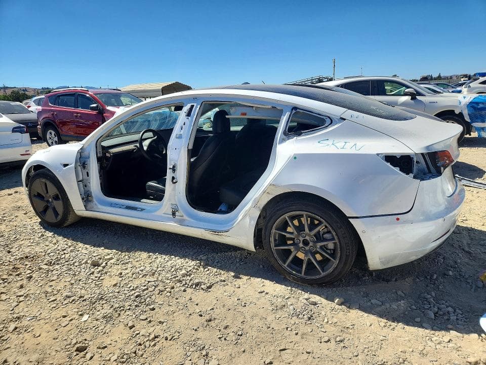 2022 TESLA MODEL 3 2