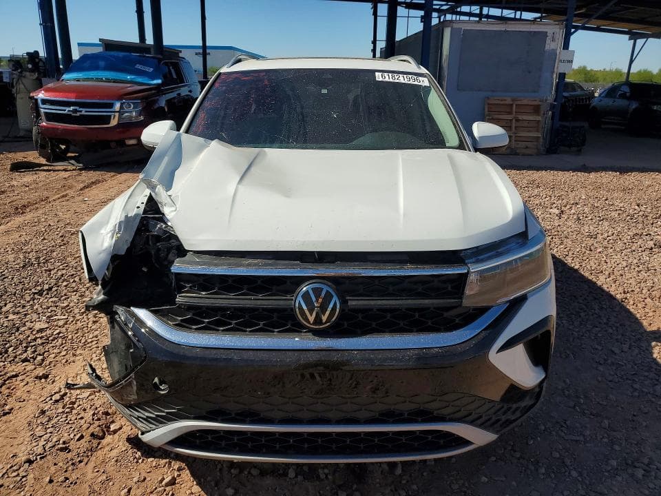 2024 VOLKSWAGEN TAOS SE 5