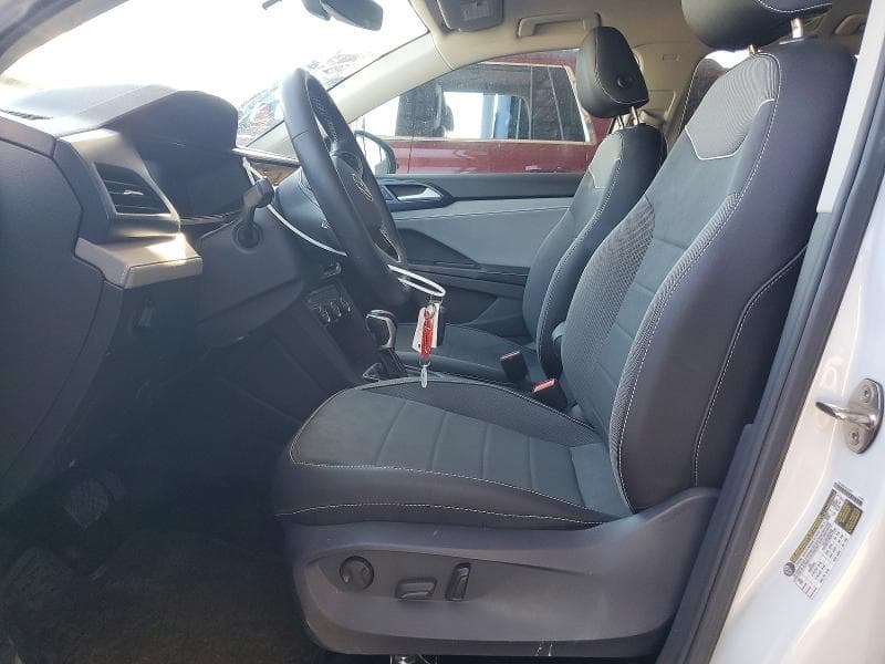 2024 VOLKSWAGEN TAOS SE 7