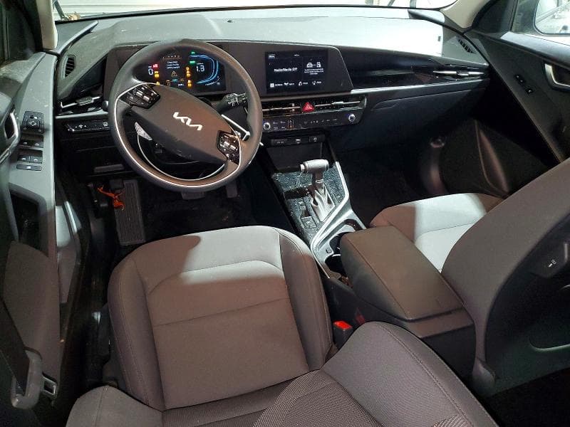 2026 KIA NIRO LX 8