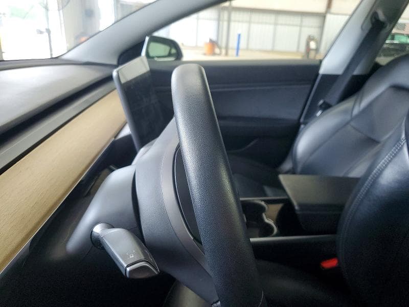 2019 TESLA MODEL 3 8