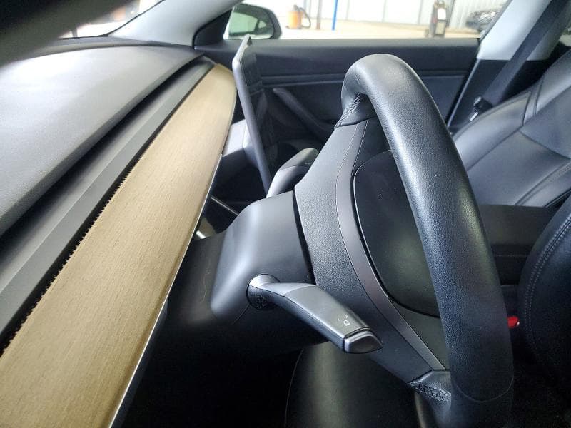 2019 TESLA MODEL 3 9