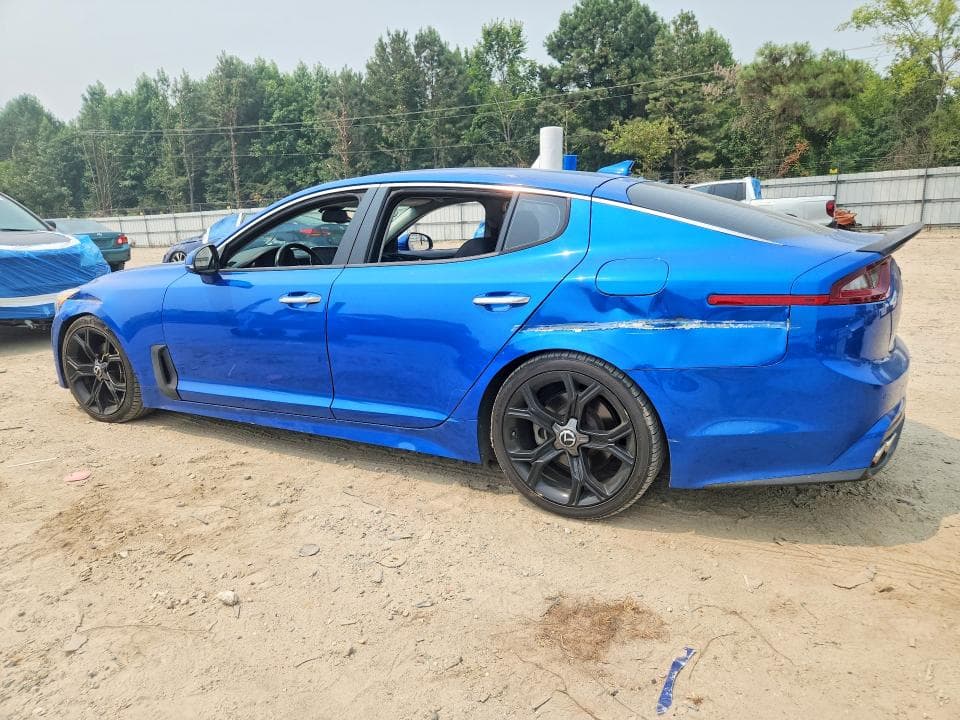 2019 KIA STINGER BASE 2