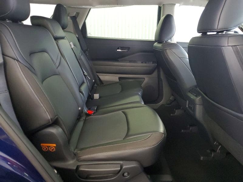 2026 NISSAN PATHFINDER SL 11