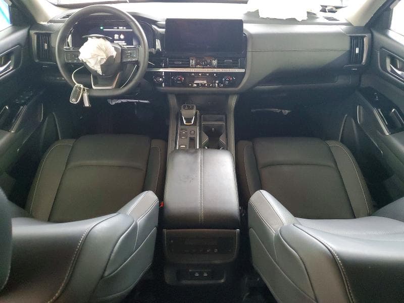 2026 NISSAN PATHFINDER SL 8