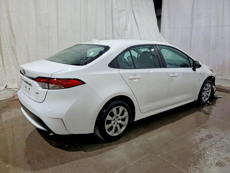 2022 TOYOTA COROLLA LE 3