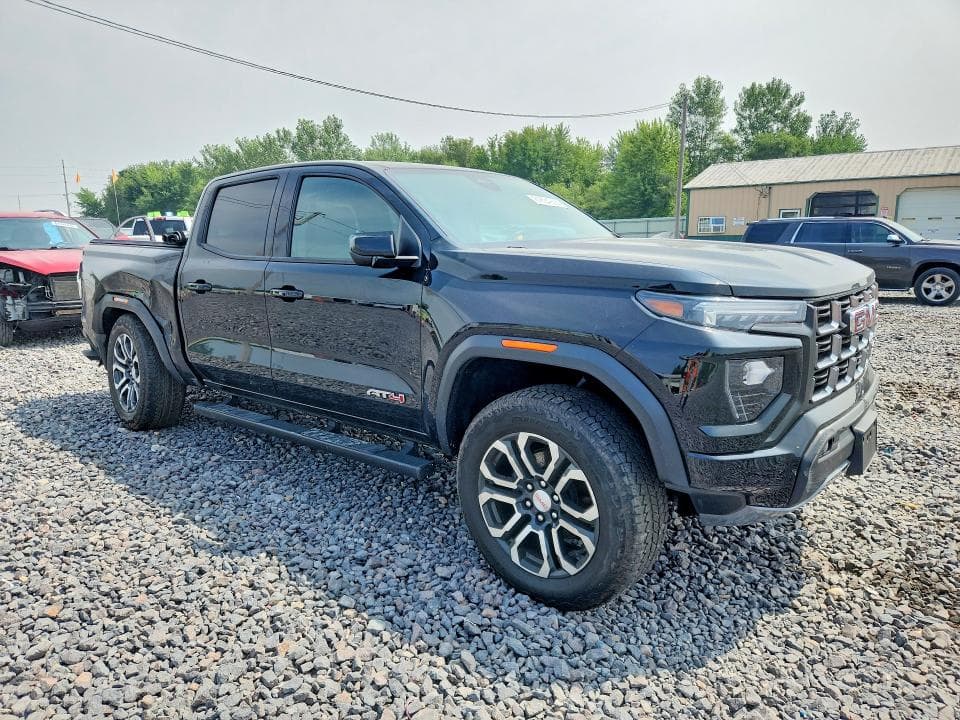 2024 GMC CANYON AT4 4