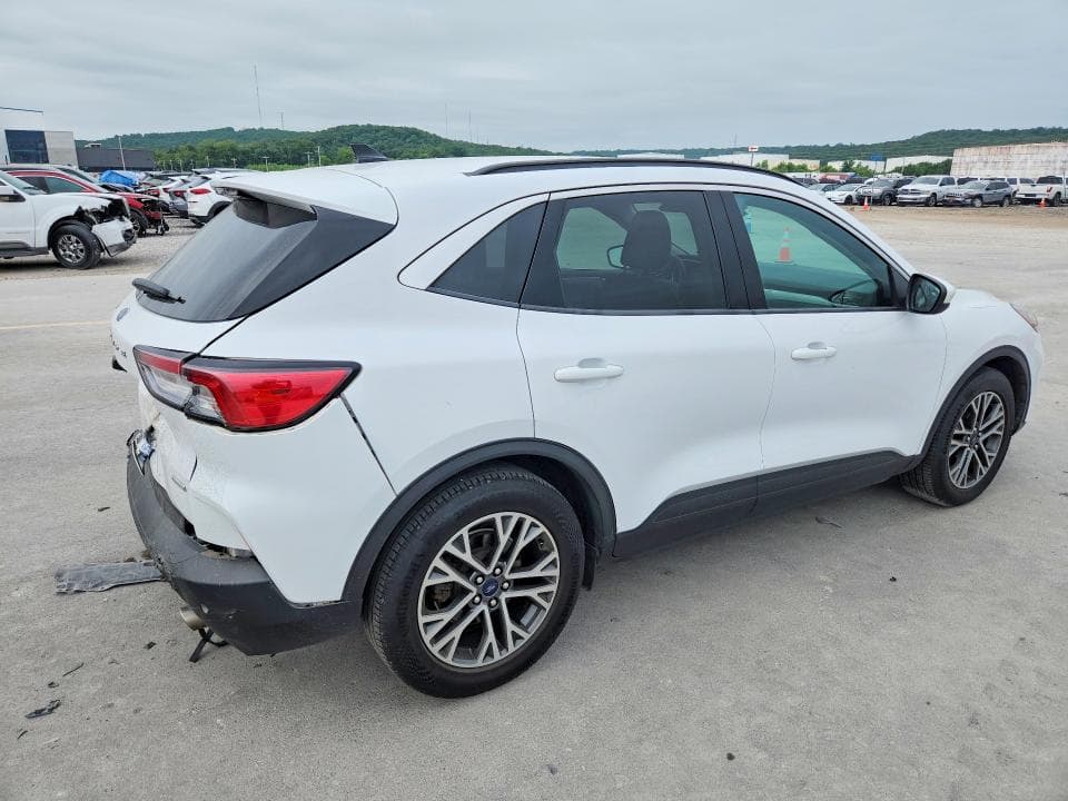 2020 FORD ESCAPE SEL 3