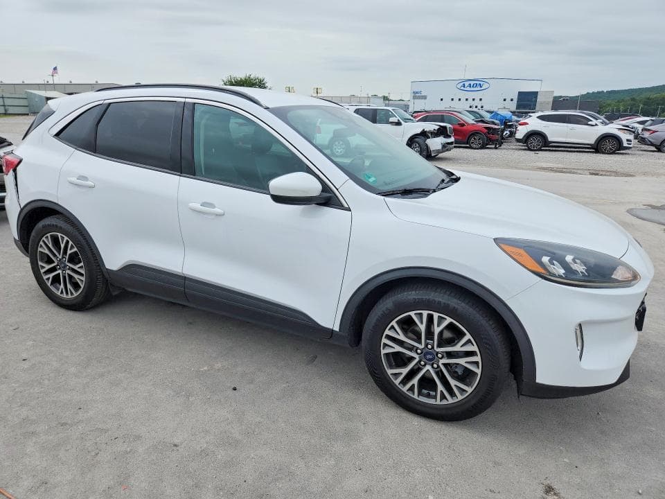 2020 FORD ESCAPE SEL 4