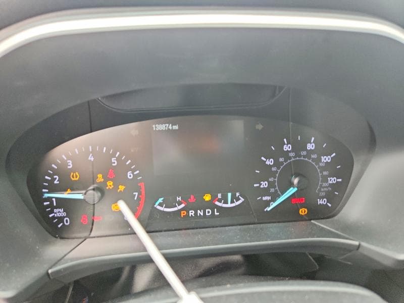 2020 FORD ESCAPE SEL 9