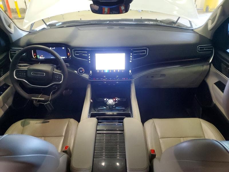 2024 JEEP WAGONEER SERIES I SERIES I 8