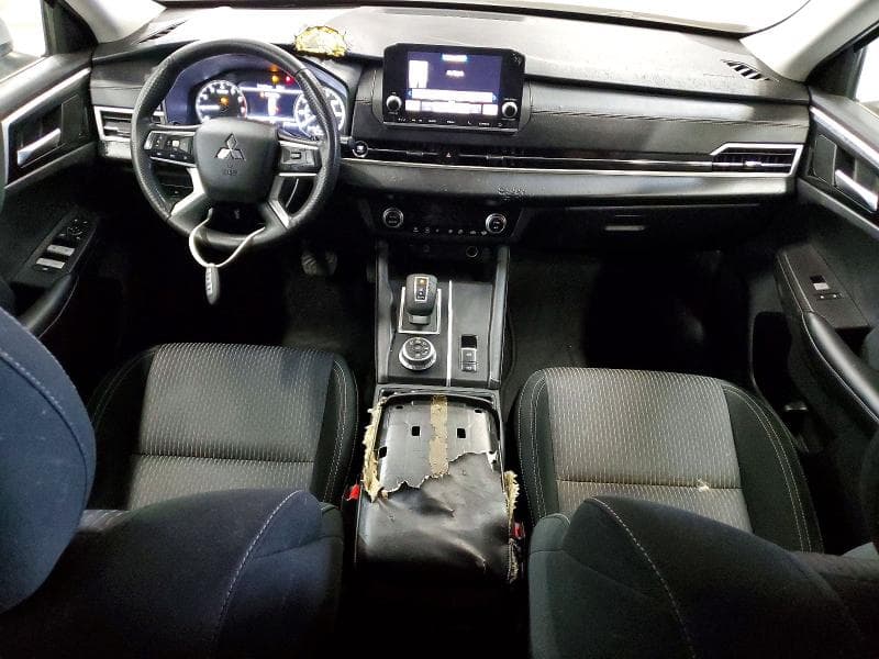 2022 MITSUBISHI OUTLANDER ES ES 8