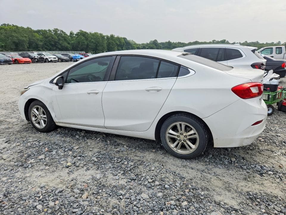 2017 CHEVROLET CRUZE LT 2