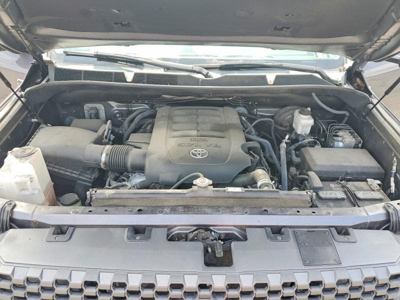 2020 TOYOTA TUNDRA SR5 11