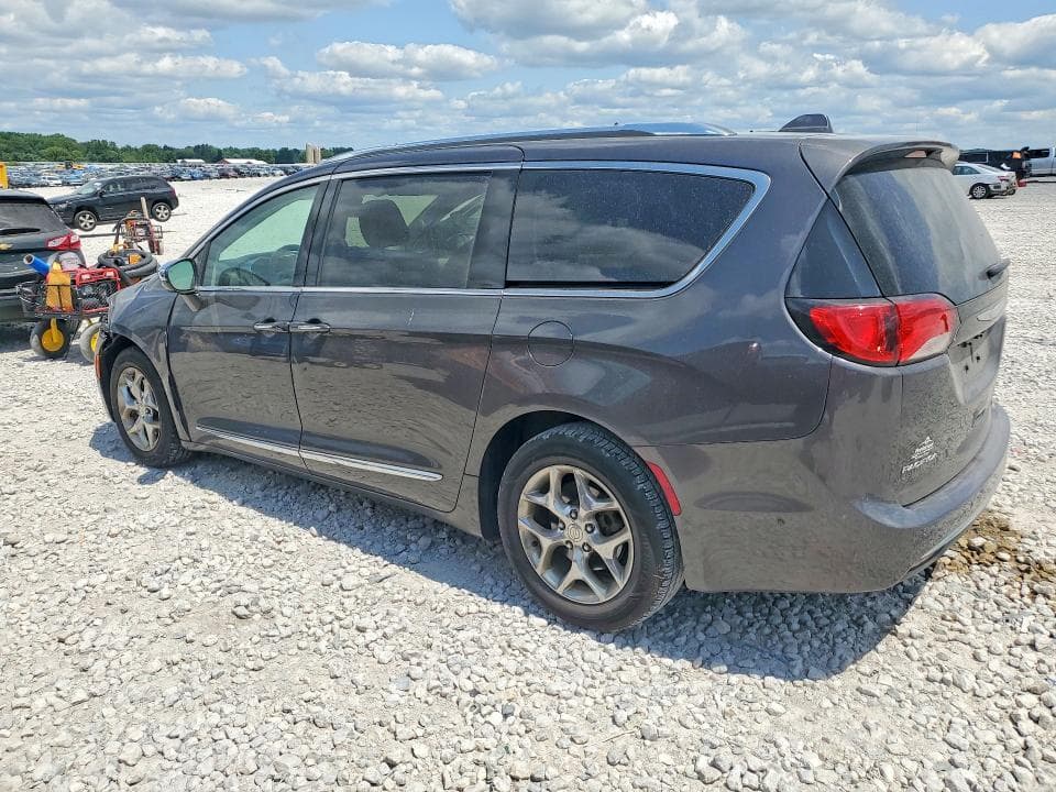 2017 CHRYSLER PACIFICA LIMITED 2
