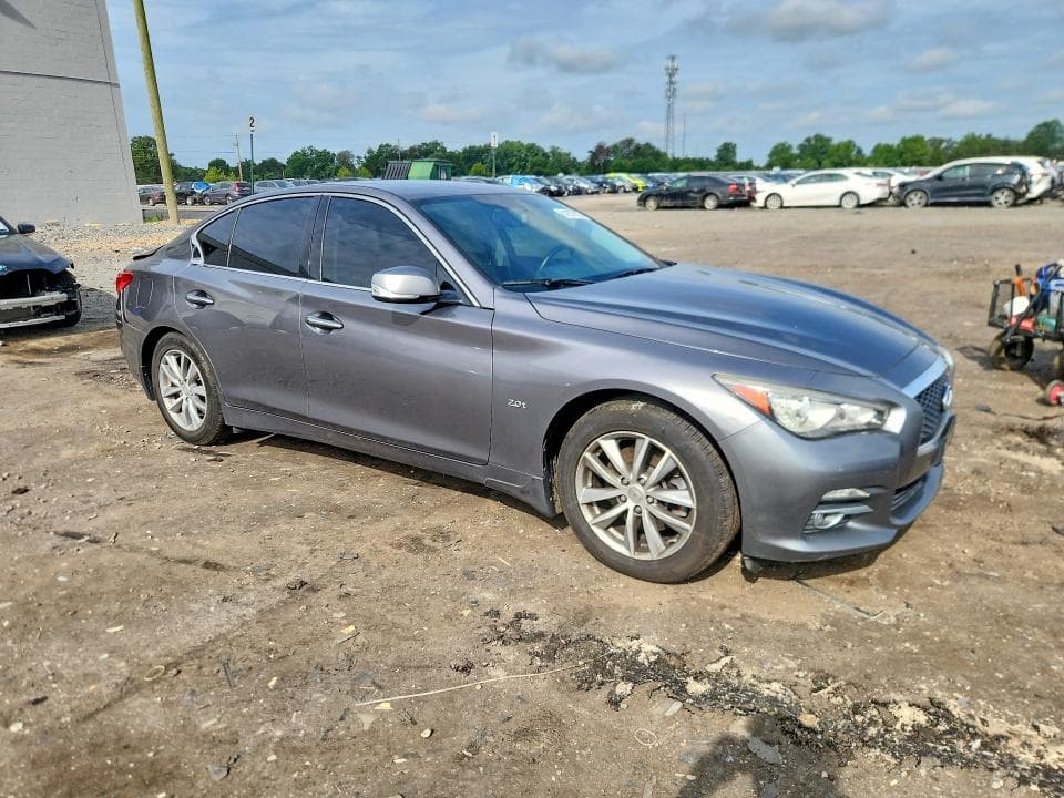 2017 INFINITI Q50 2.0T PREMIUM 4