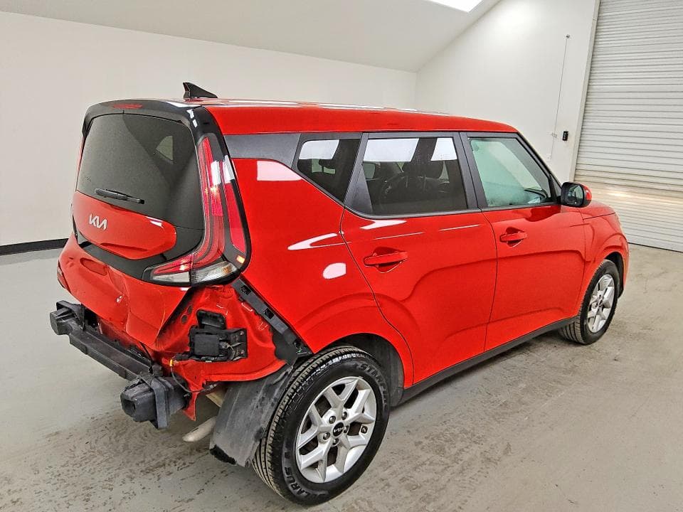 2024 KIA SOUL LX 3