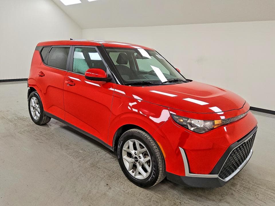 2024 KIA SOUL LX 4