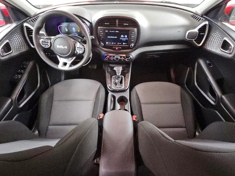 2024 KIA SOUL LX 8