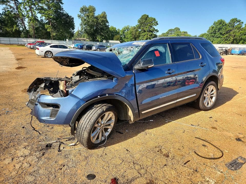 2018 FORD EXPLORER XLT - 1
