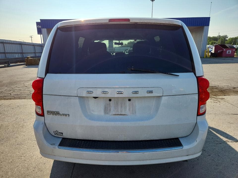 2018 DODGE GRAND CARAVAN SE 6