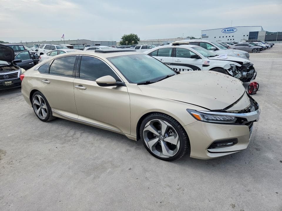 2018 HONDA ACCORD TOURING 4