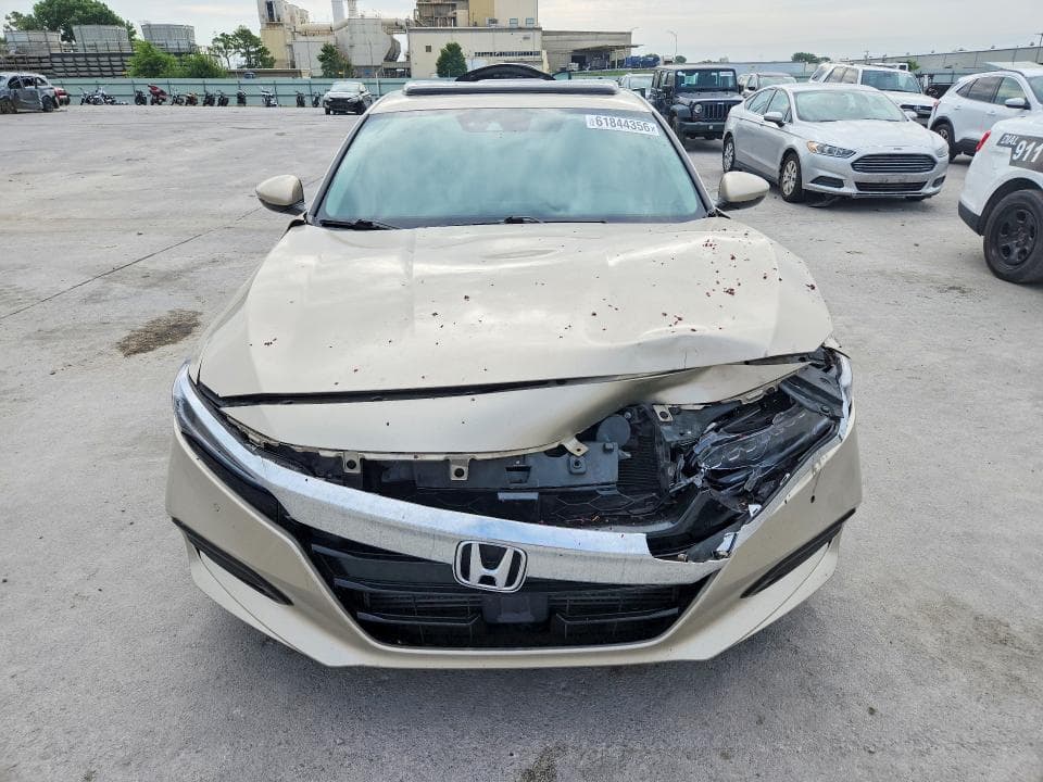 2018 HONDA ACCORD TOURING 5