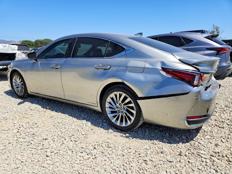 2020 LEXUS ES 300H LUXURY 2