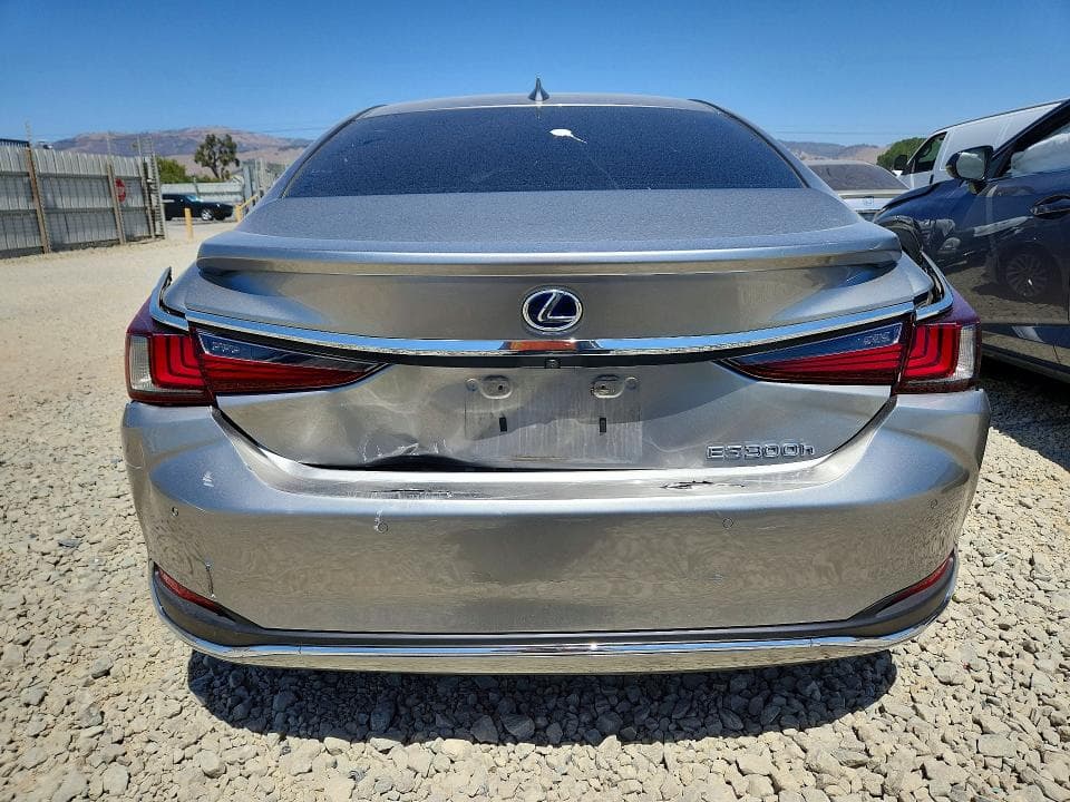 2020 LEXUS ES 300H LUXURY 6