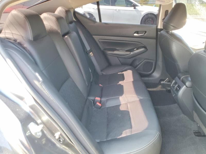 2023 NISSAN ALTIMA SL 10