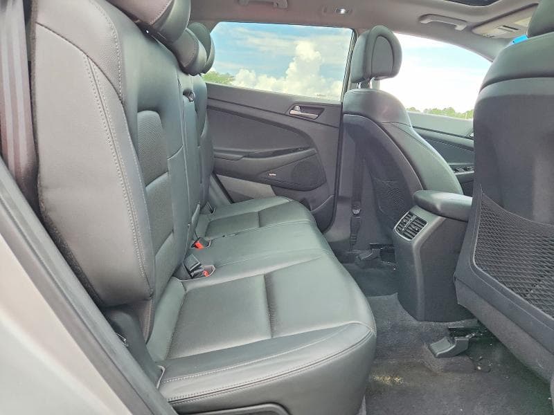 2018 HYUNDAI TUCSON LIMITED 11
