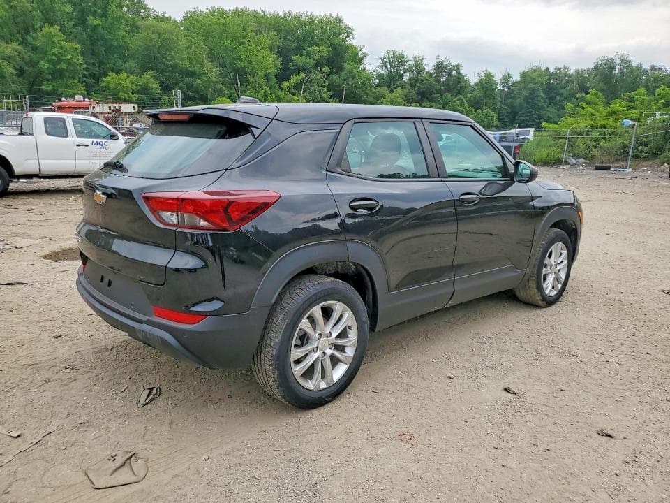 2022 CHEVROLET TRAILBLAZER LS 3